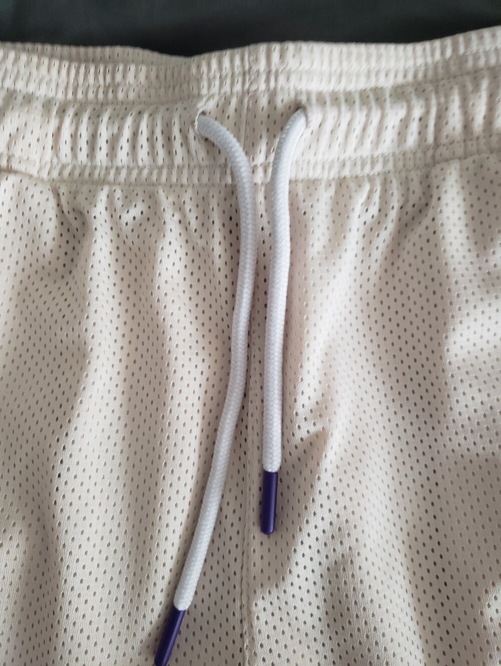 🏀 Los Angeles Lakers Basketball Shorts 🏀 - Picture 3 of 6